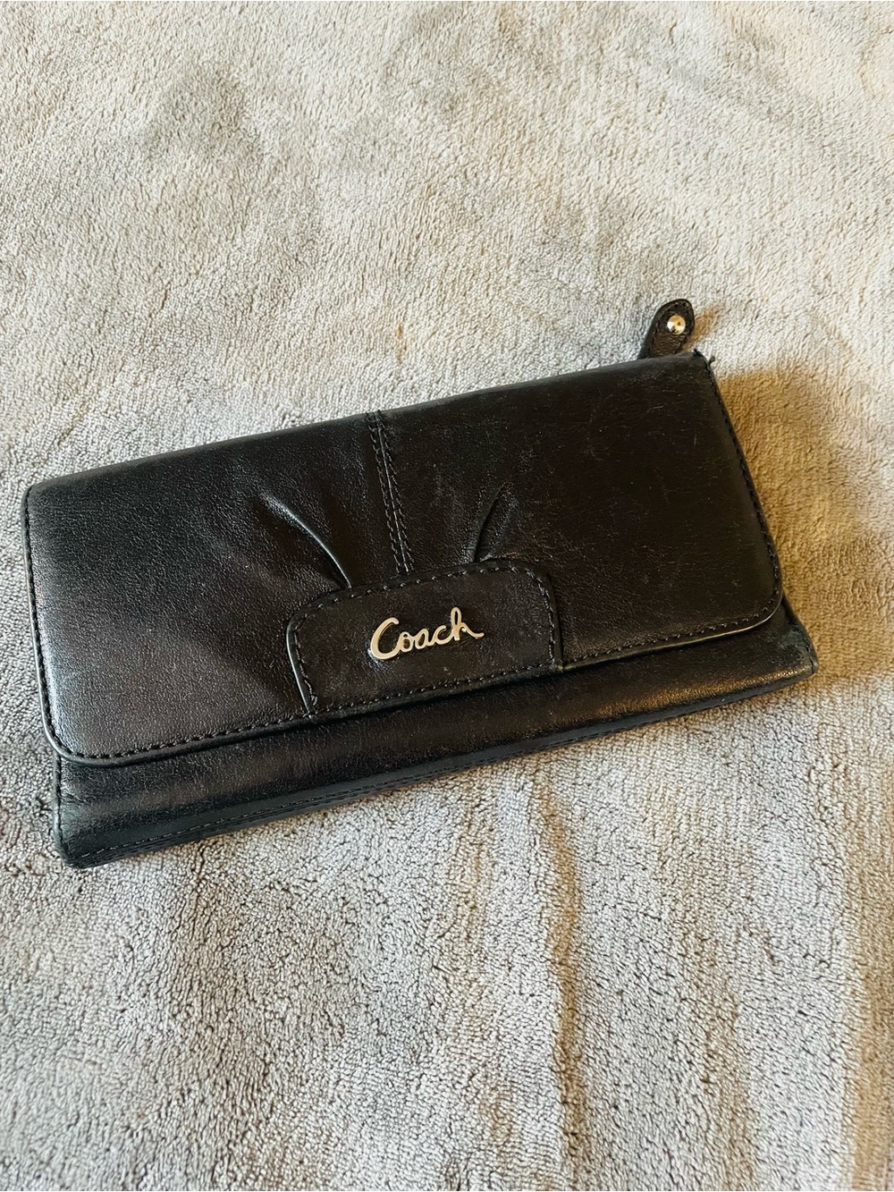 Coach Black Leather Clutch Wallet with Signature Script Logo - Damaged